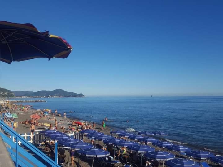 Appartamento Con Posto Auto Lavagna Exteriör bild